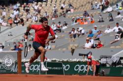 AYX SPORTS-费德勒在利物浦比赛中战术调整，突破纪录引发热议！的简单介绍