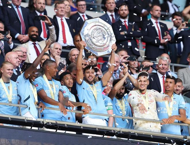 曼城发布备战花絮；冲刺阶段刷新队史纪录；社区盾任务艰巨；资深球员宣示担当的简单介绍