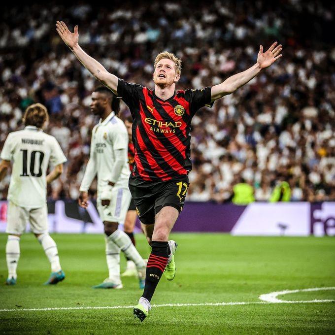 德布劳内回归赛场,大胜首场状态亮眼,西班牙队观众沸腾!的简单介绍 德布劳内回归赛场,大胜首场状态亮眼,西班牙队观众沸腾!的简单介绍